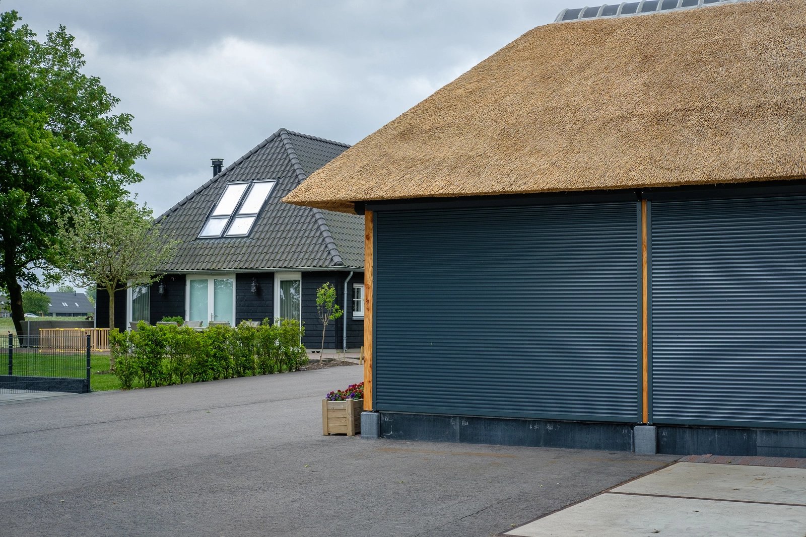 Boerderij met rolluiken